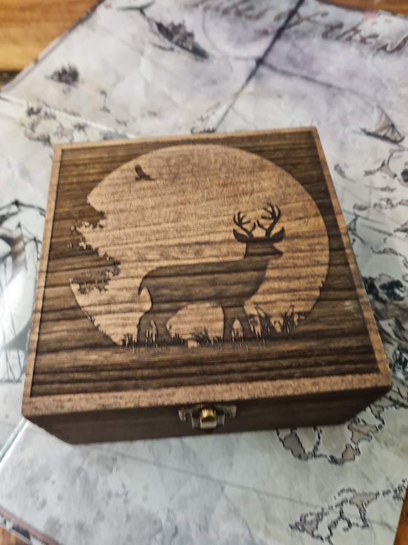 Stag Silhouette Trinket or  Dice Box - Felted - CRITIT