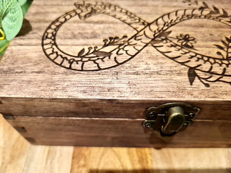 Infinity Snake wooden Box